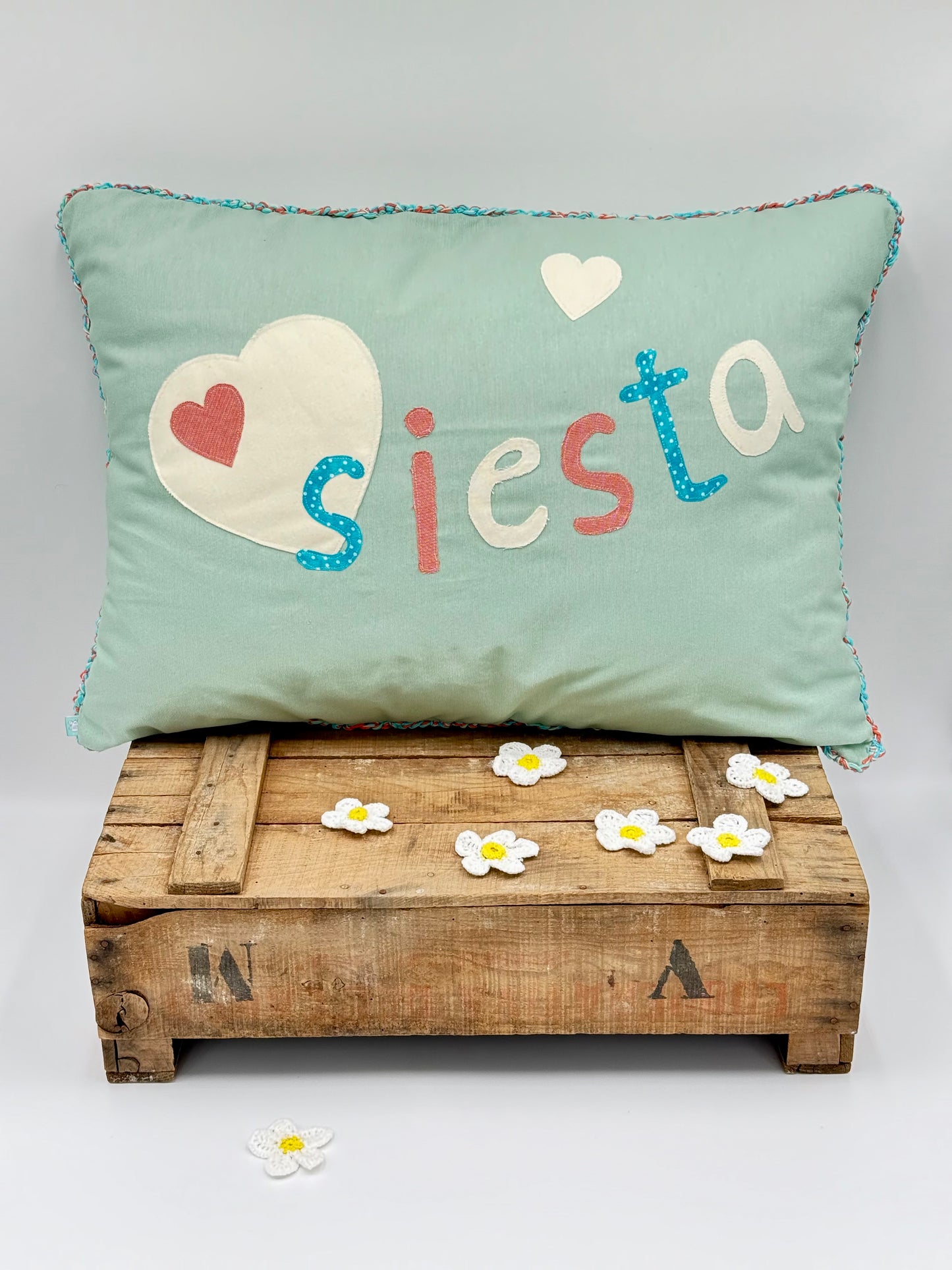 “FIESTA” Y “SIESTA” – COLOR Y PERSONALIDAD PARA CADA MOMENTO