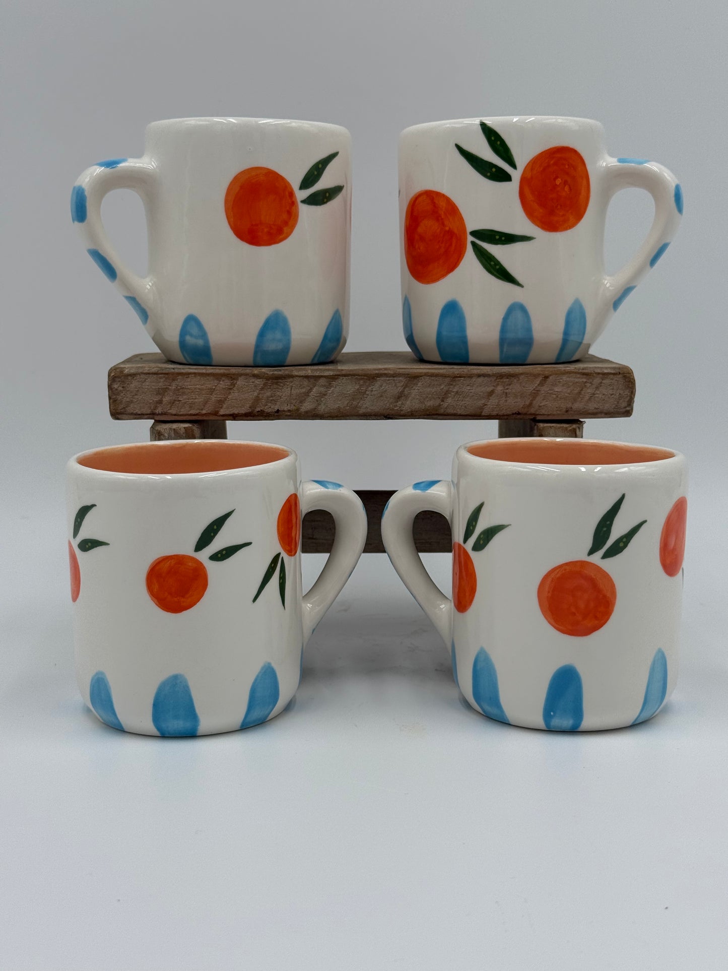 TAZA ESMALTADA DE CERÁMICA