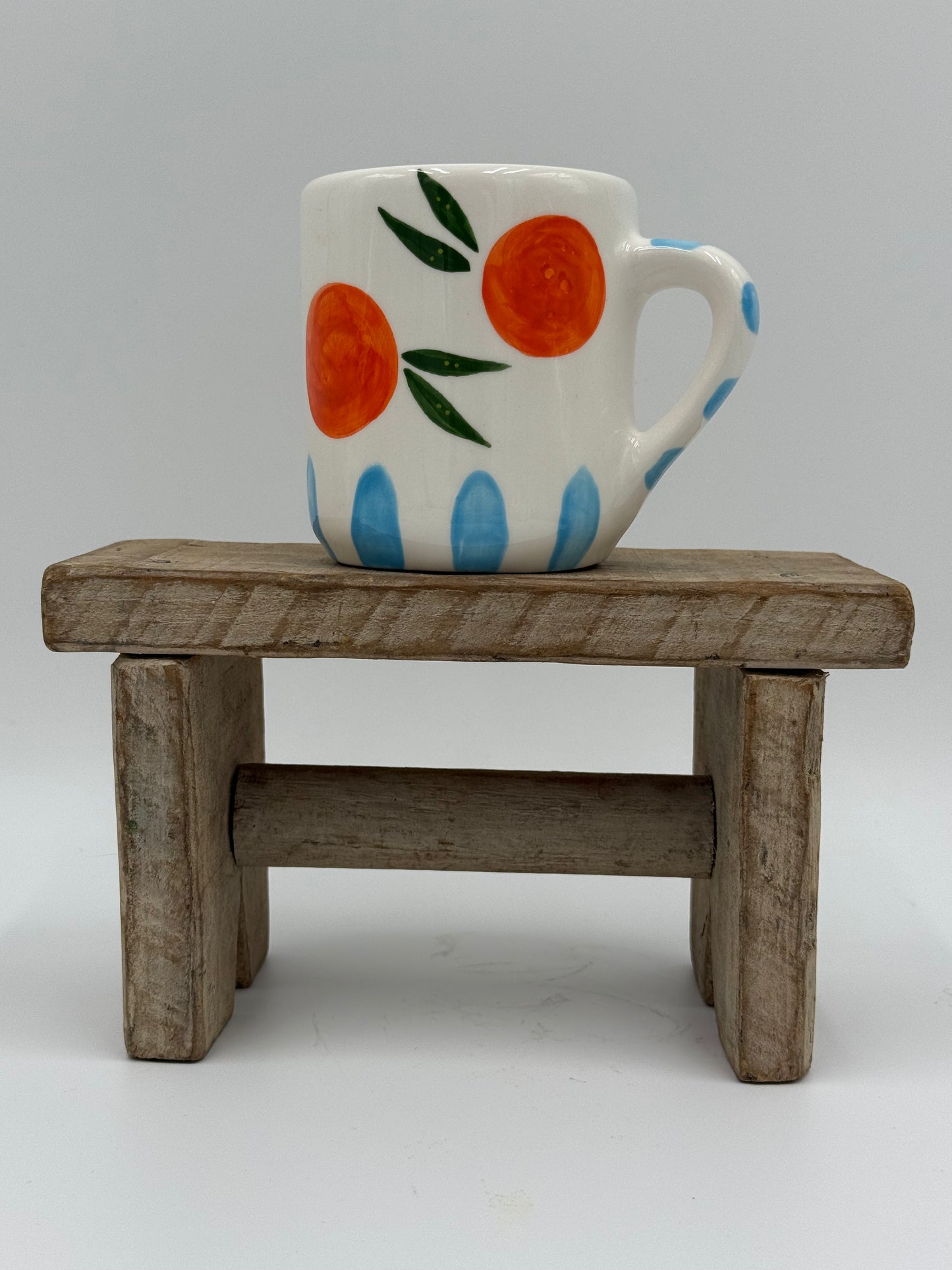 TAZA ESMALTADA DE CERÁMICA
