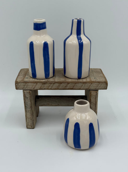 BOTELLITA CERÁMICA BLANCA Y AZUL CILÍNDRICA