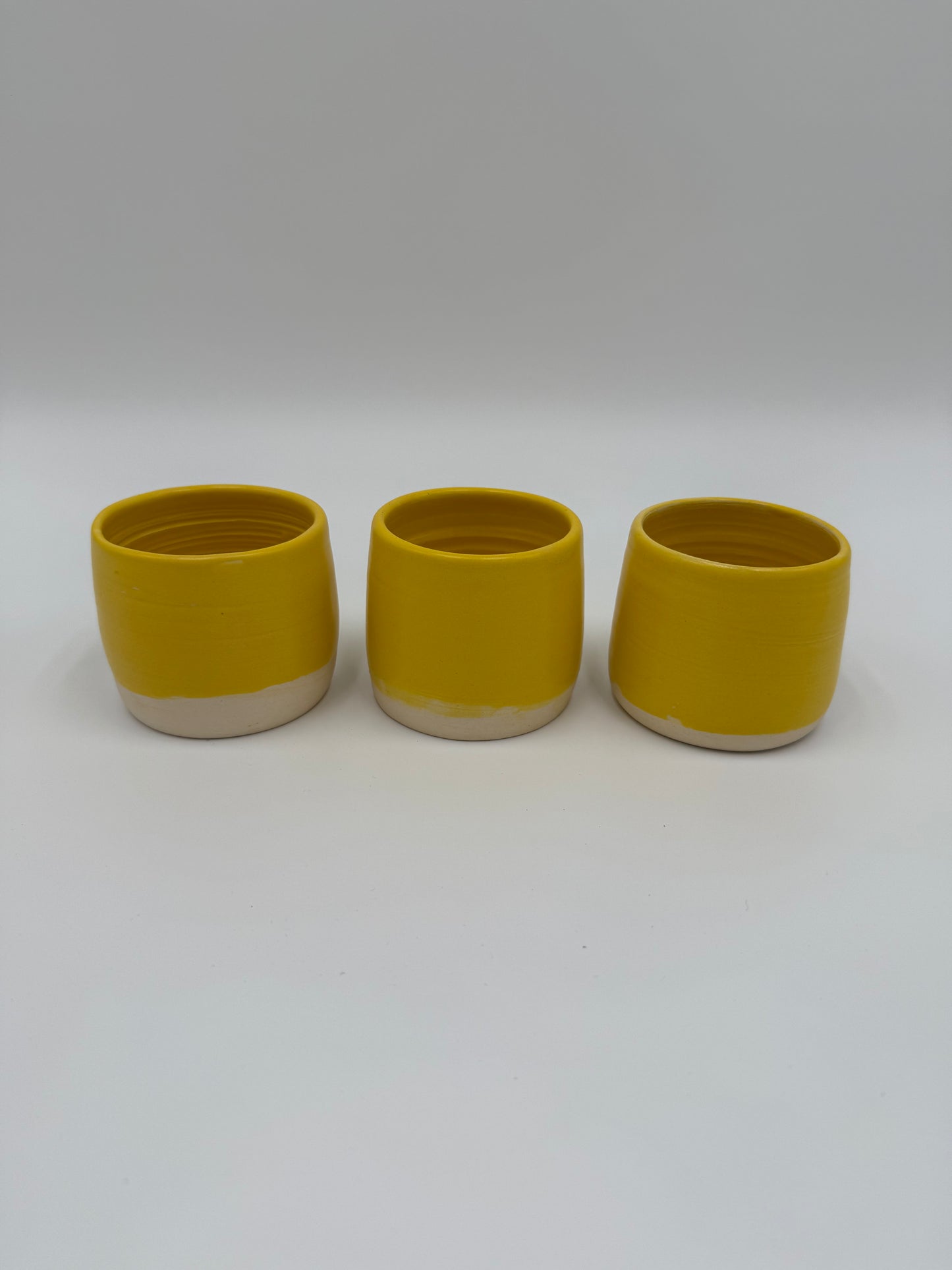 VASOS DE GRES AMARILLO - EDICIÓN SINGULAR