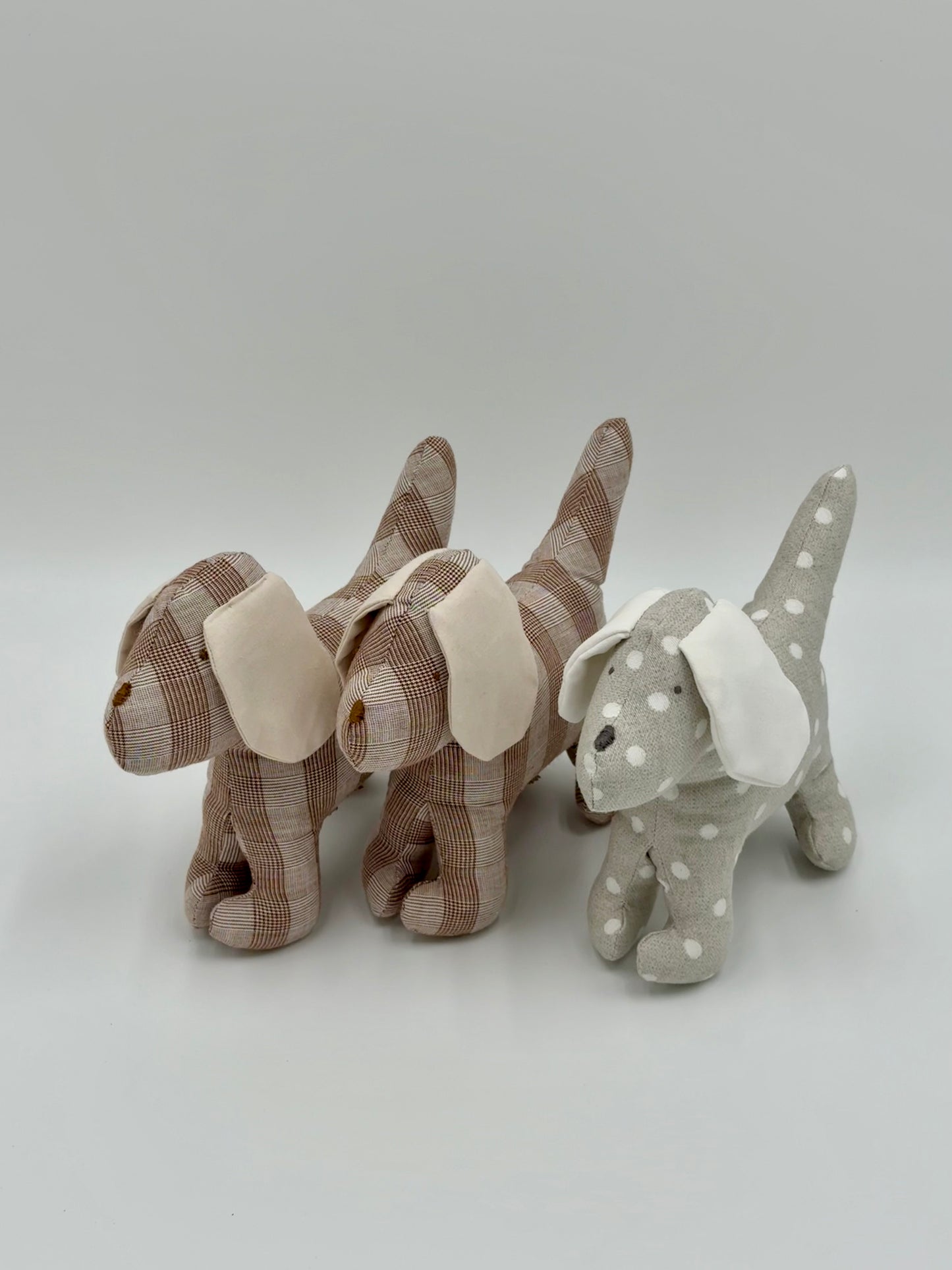 PERRITO DE TELA - PERSONAJE CON CARÁCTER