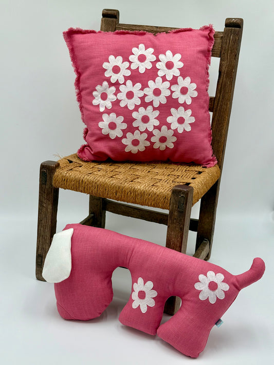 COJÍN DECORATIVO CON FORMA DE PERRO