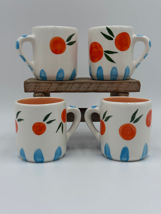 TAZA ESMALTADA DE CERÁMICA