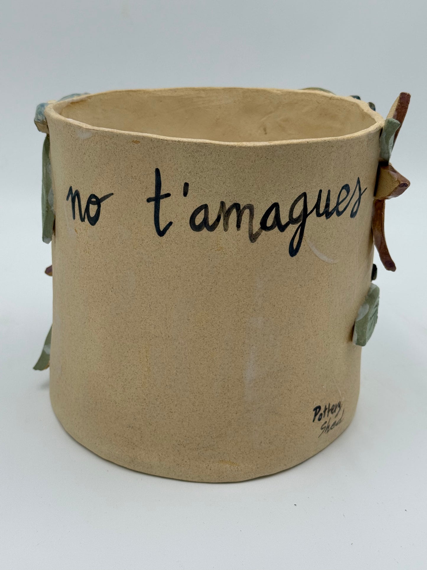 MACETA DE CERÁMICA RÚSTICA