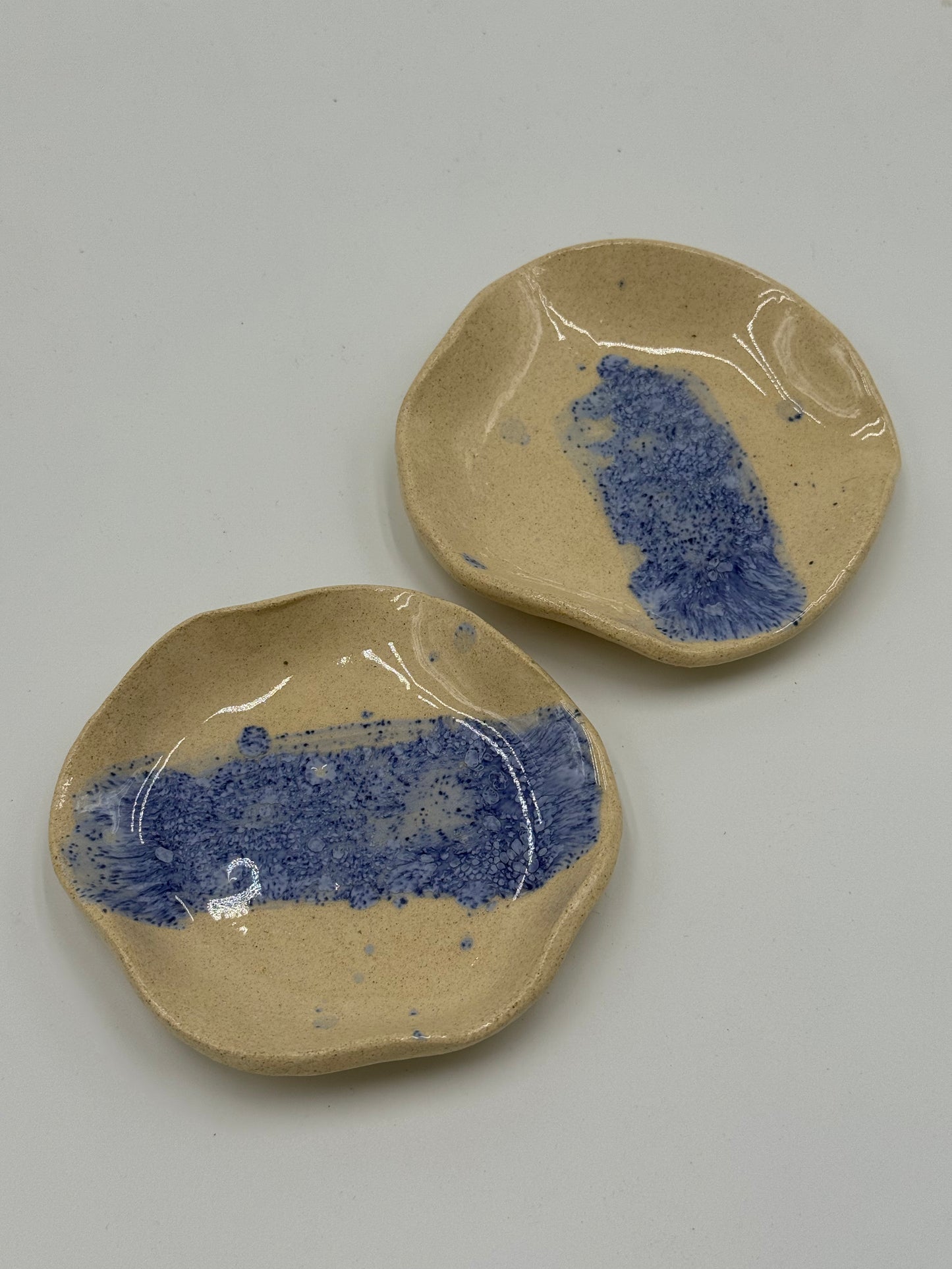 SET DE 2 PLATOS PEQUEÑOS CERÁMICA
