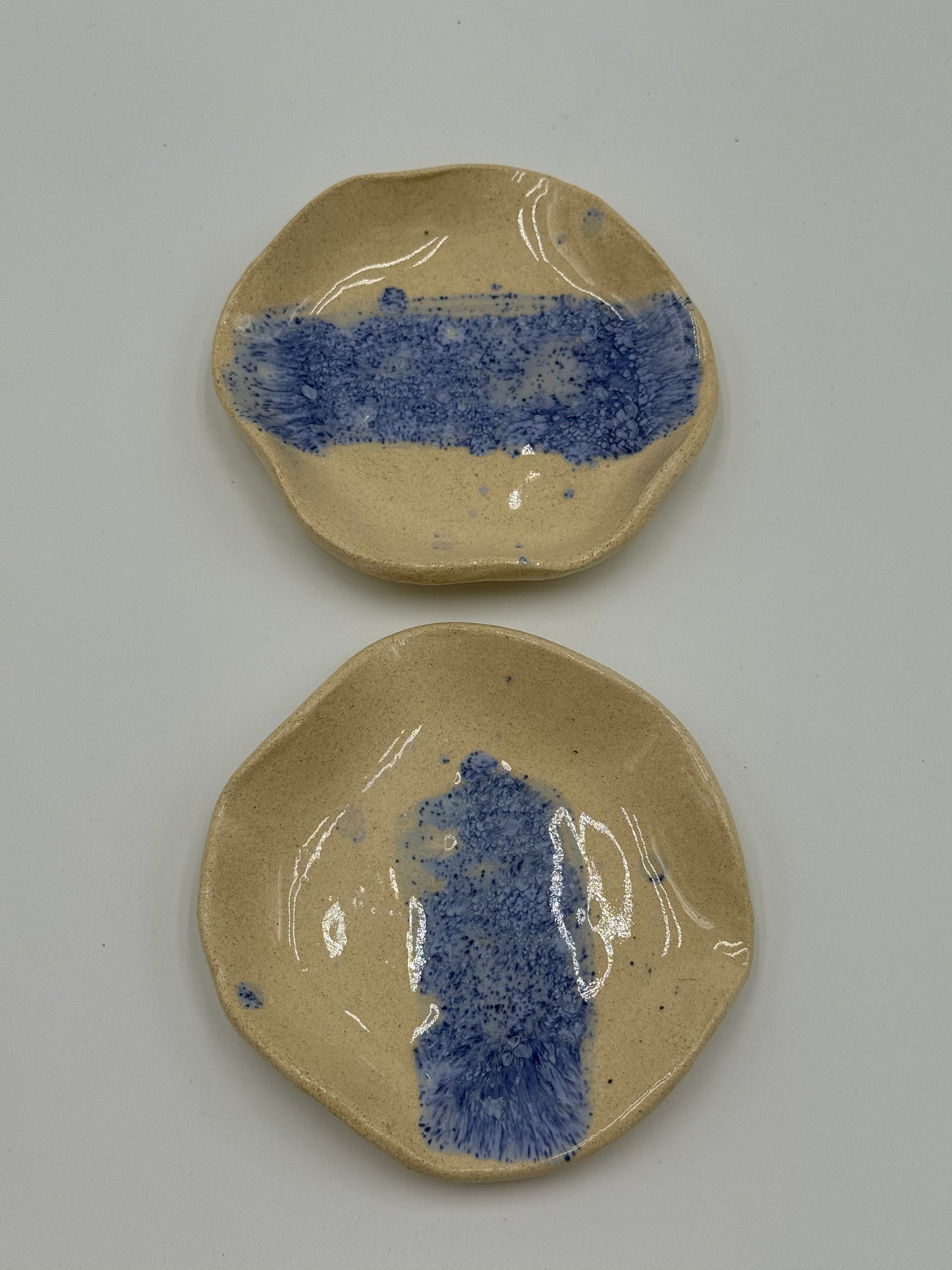 SET DE 2 PLATOS PEQUEÑOS CERÁMICA