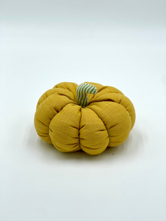 CALABAZA AMARILLO MOSTAZA DE LINO – TEXTURA, COLOR Y ENCANTO NATURAL